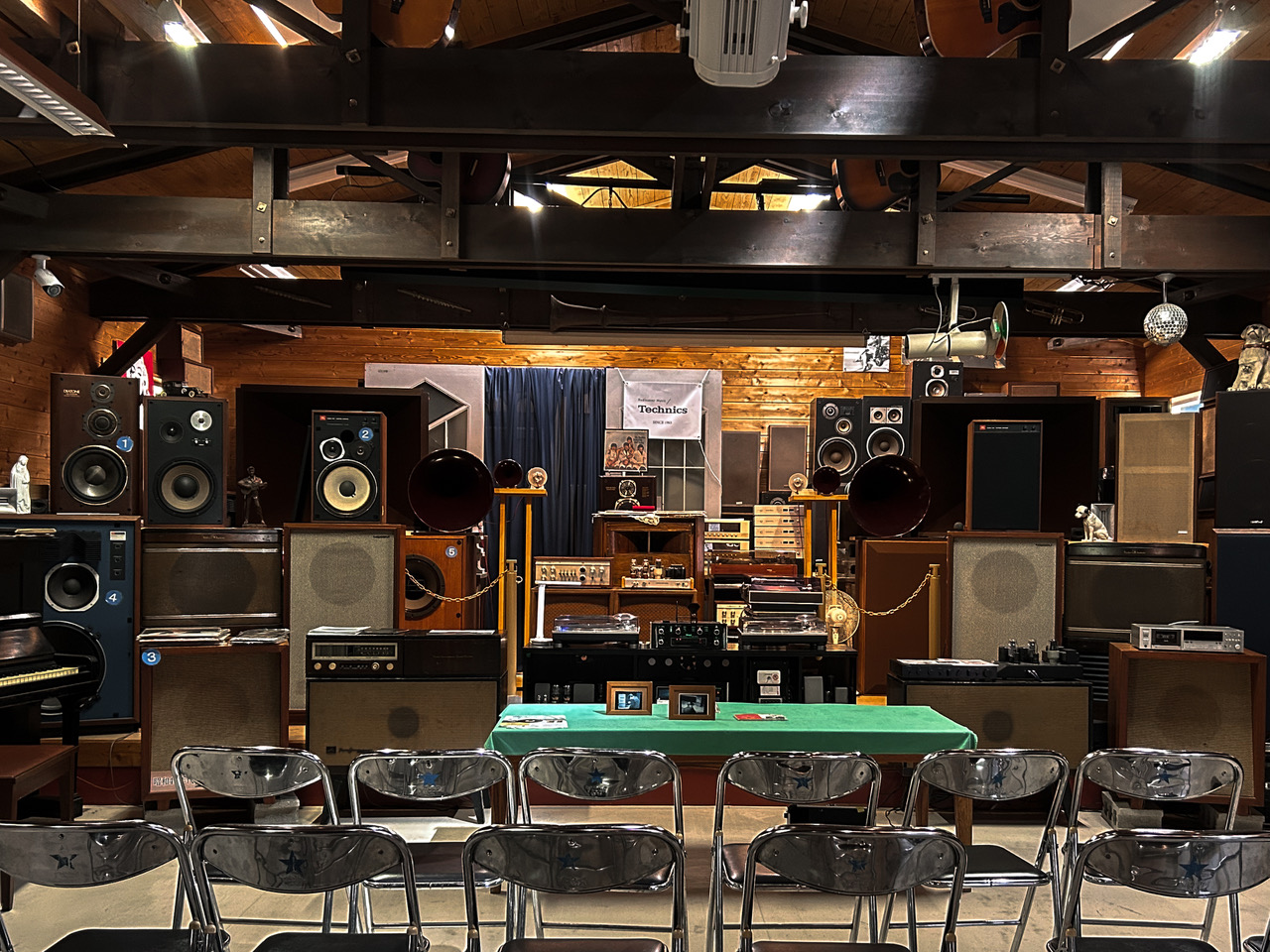 Exhibitor Image